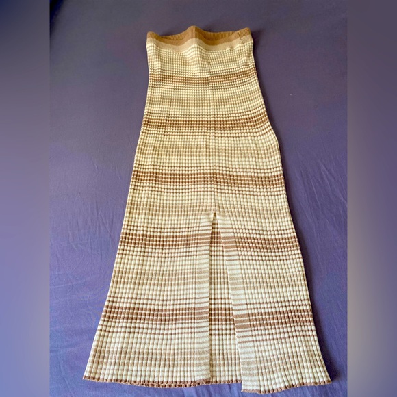 NEVER WORN - Jessica Simpson - 2 piece halter set - Picture 3 of 4